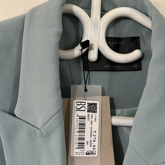 Brand new light blue BSL blazer - Picture 2 of 5